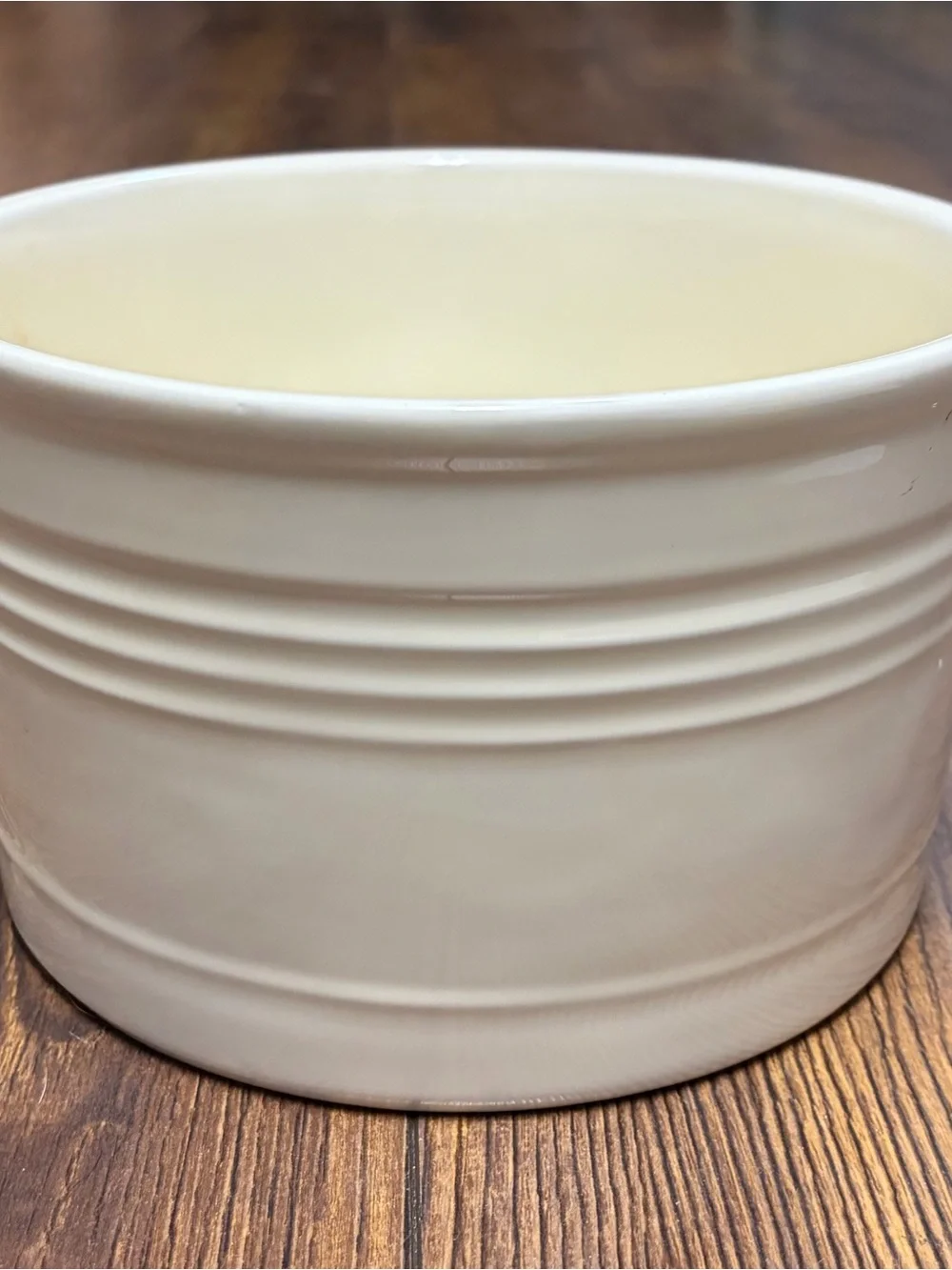 Vintage Biltmore Glazed Stoneware Soufflé Bowl, Cream, 8.5 x 5.25 in (2 qt)